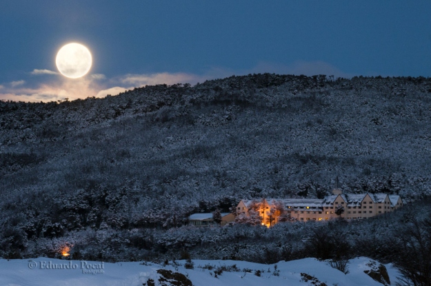 Hotel Las Hayas y la luna