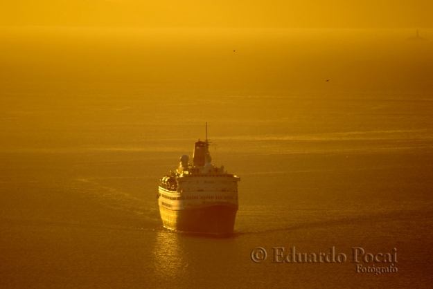 Amanecer de oro