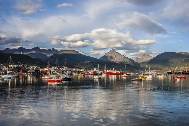 Bahía Ushuaia en verano