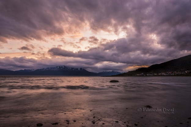 Atardecer en Bahía Golondrina