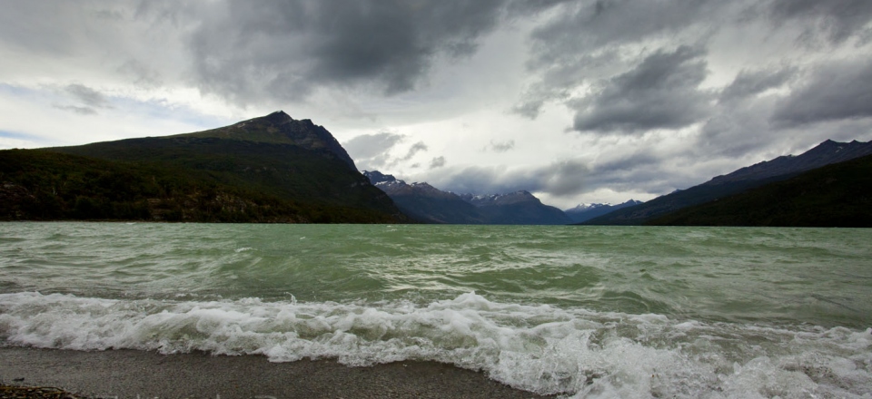 Lago Roca en Parque Nacional T D Fuego